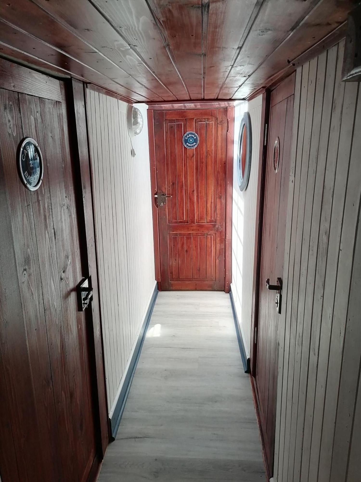 Corabia Santa Marina Hotel Sulina Bagian luar foto